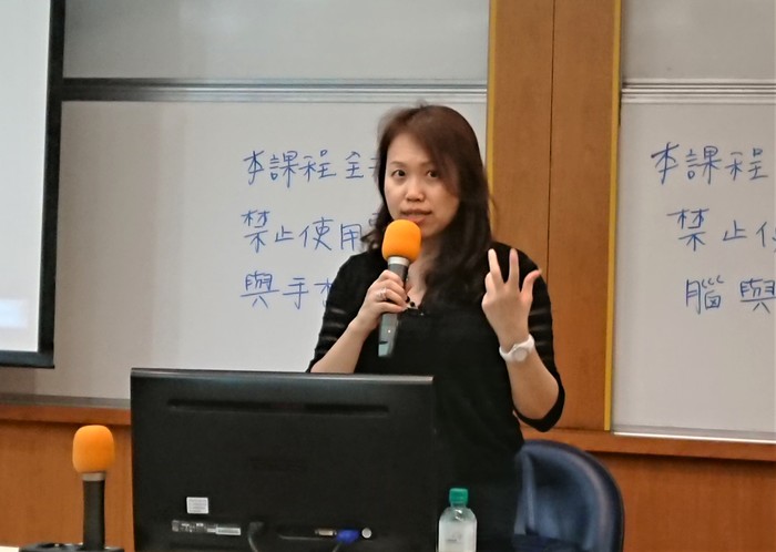 香港中文大學博士吳世家  赴中山大學分享行銷經驗與觀察（簡愉芬  攝）圖片