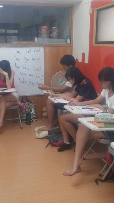 國中生上課狀況（學生記者陳靜瑩攝）圖片