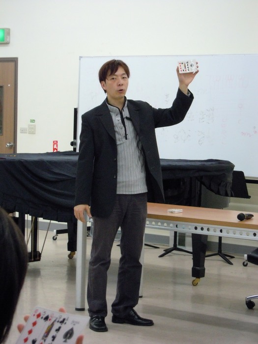 魔術表演要領 博取觀眾信任圖片