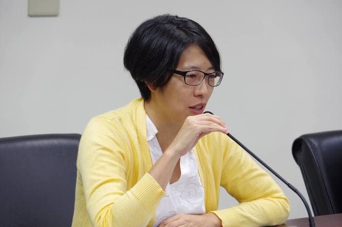 吳品賢穿著正式　重回故地發表演講（郭柏均提供）圖片