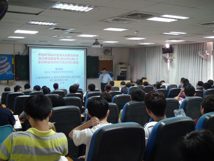 龔紘毅鼓勵學弟妹把握大學時光　多元探索（海資系提供）圖片