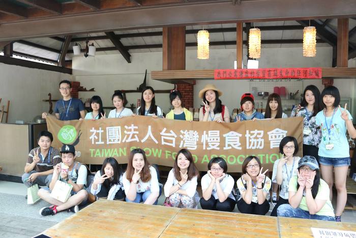 帶大學生到南投認識食材（謝懿慧　提供）圖片