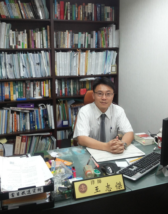 「正義的化身《律師》　法庭上關鍵人物」圖片
