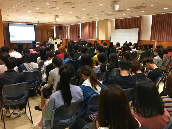 黃薏靜與林潔如回到母校中山大學　分享初出社會職涯闖蕩經驗（中山大學音樂系　提供）圖片