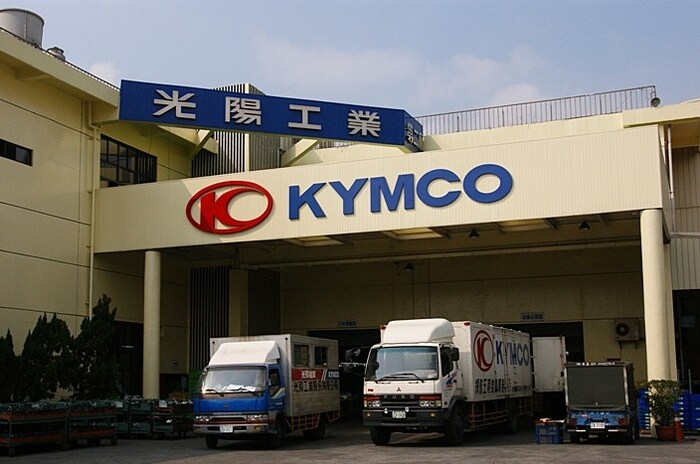 光陽工業設廠高雄 百分百聘僱台籍員工/中山大學 李泰興 攝影圖片