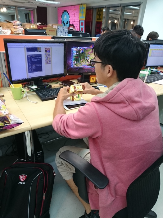 蔡牧霖的工作環境與工作狀況（蔡牧霖提供）圖片